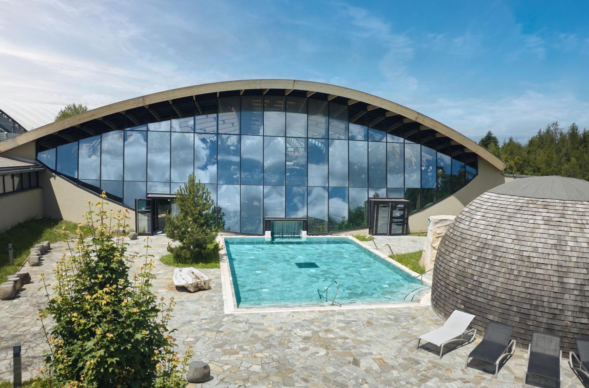 Center Parcs Les Trois Forets Hattigny Exteriör bild