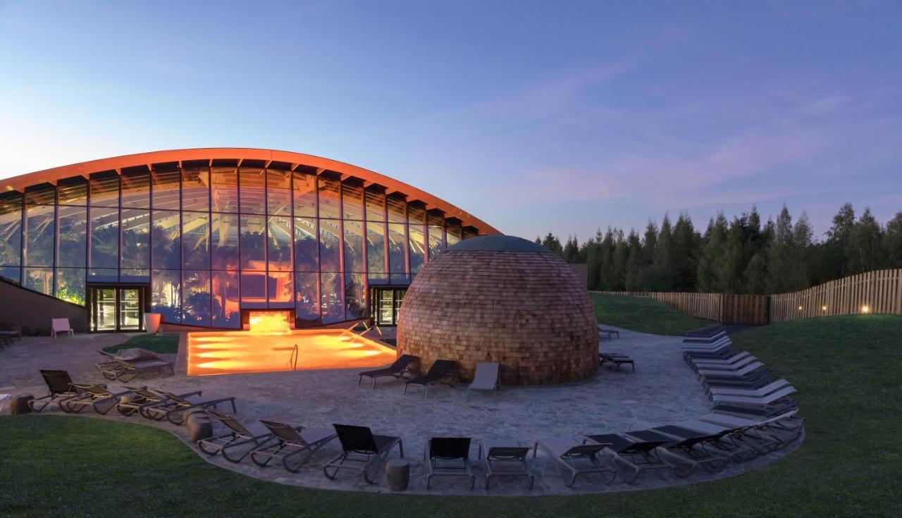 Center Parcs Les Trois Forets Hattigny Exteriör bild