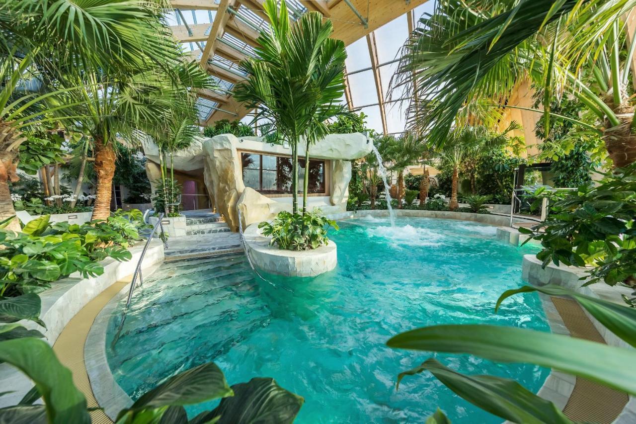 Center Parcs Les Trois Forets Hattigny Exteriör bild